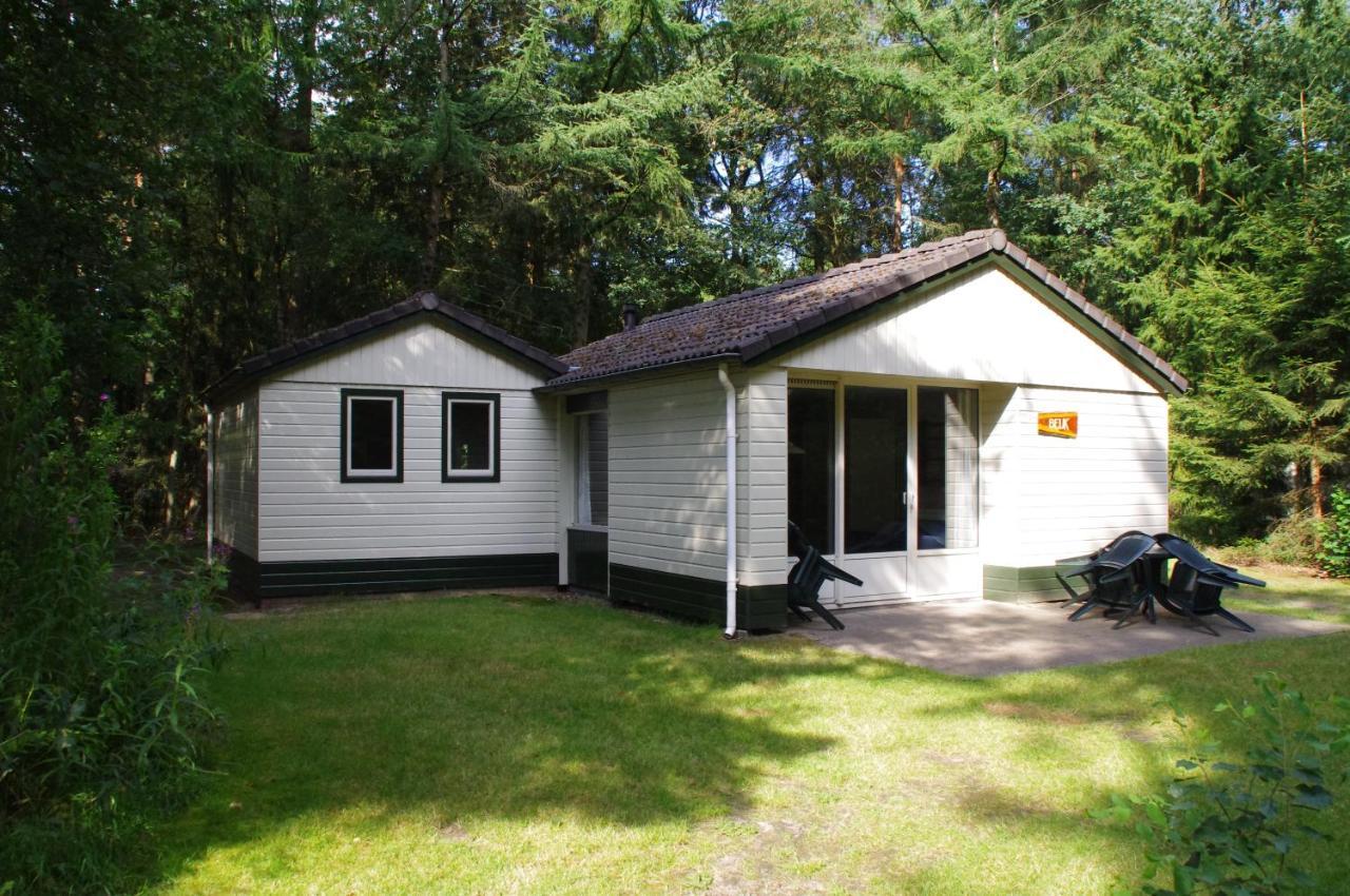 Hotel EuroParcs De Wiltzangh Ruinen Zimmer foto