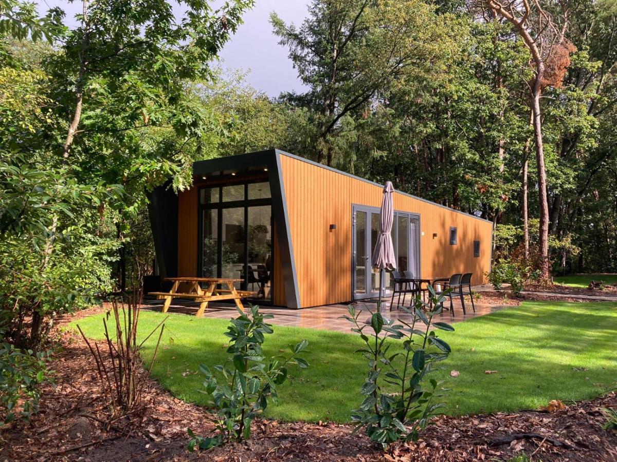 Hotel EuroParcs De Wiltzangh Ruinen Exterior foto
