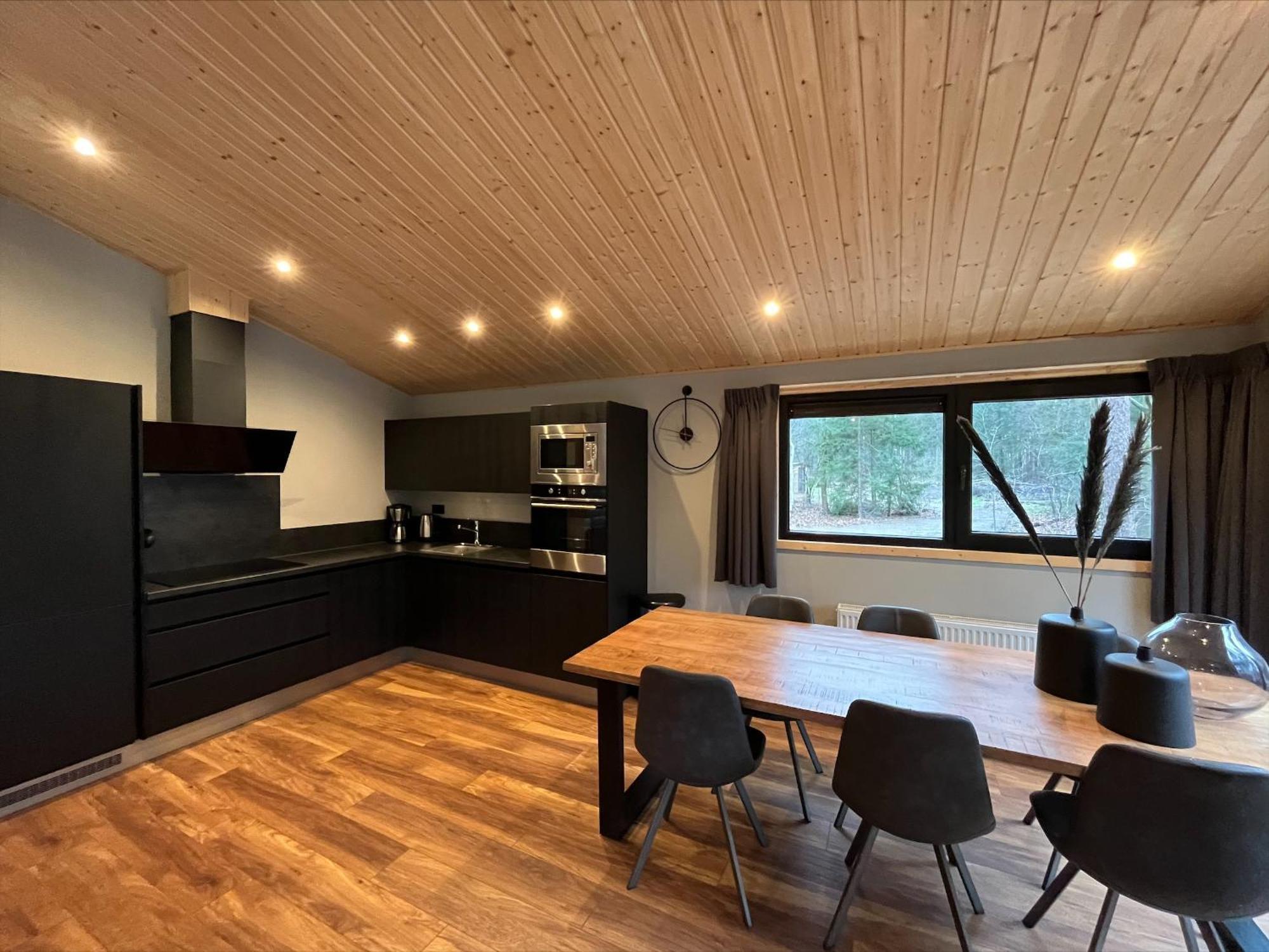 Hotel EuroParcs De Wiltzangh Ruinen Zimmer foto