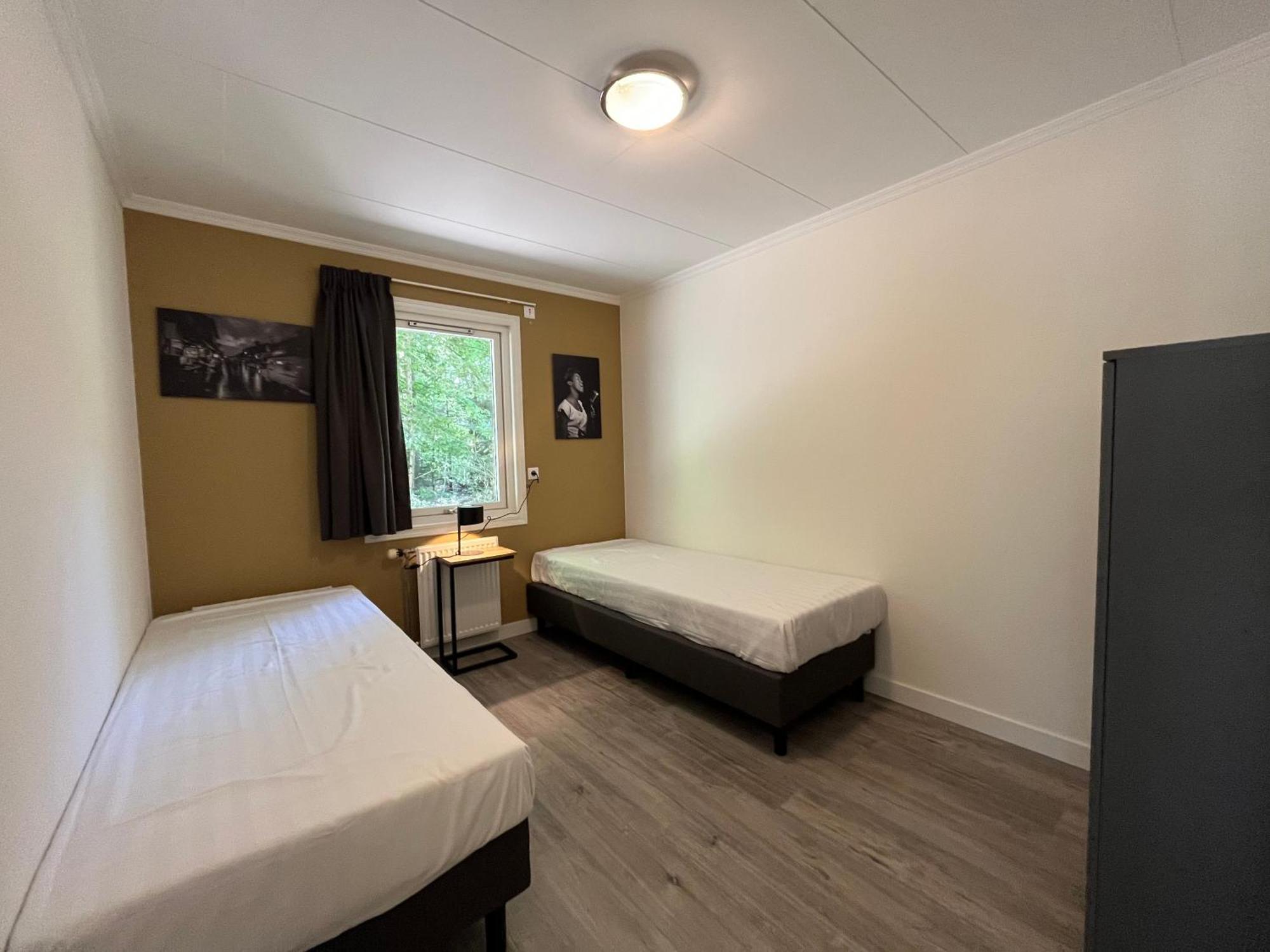 Hotel EuroParcs De Wiltzangh Ruinen Zimmer foto