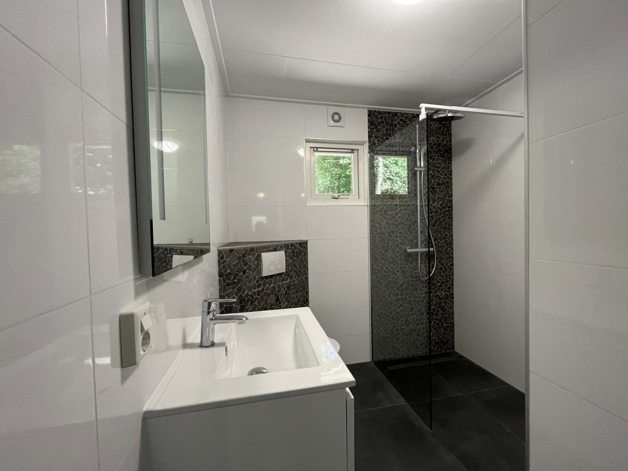 Hotel EuroParcs De Wiltzangh Ruinen Zimmer foto
