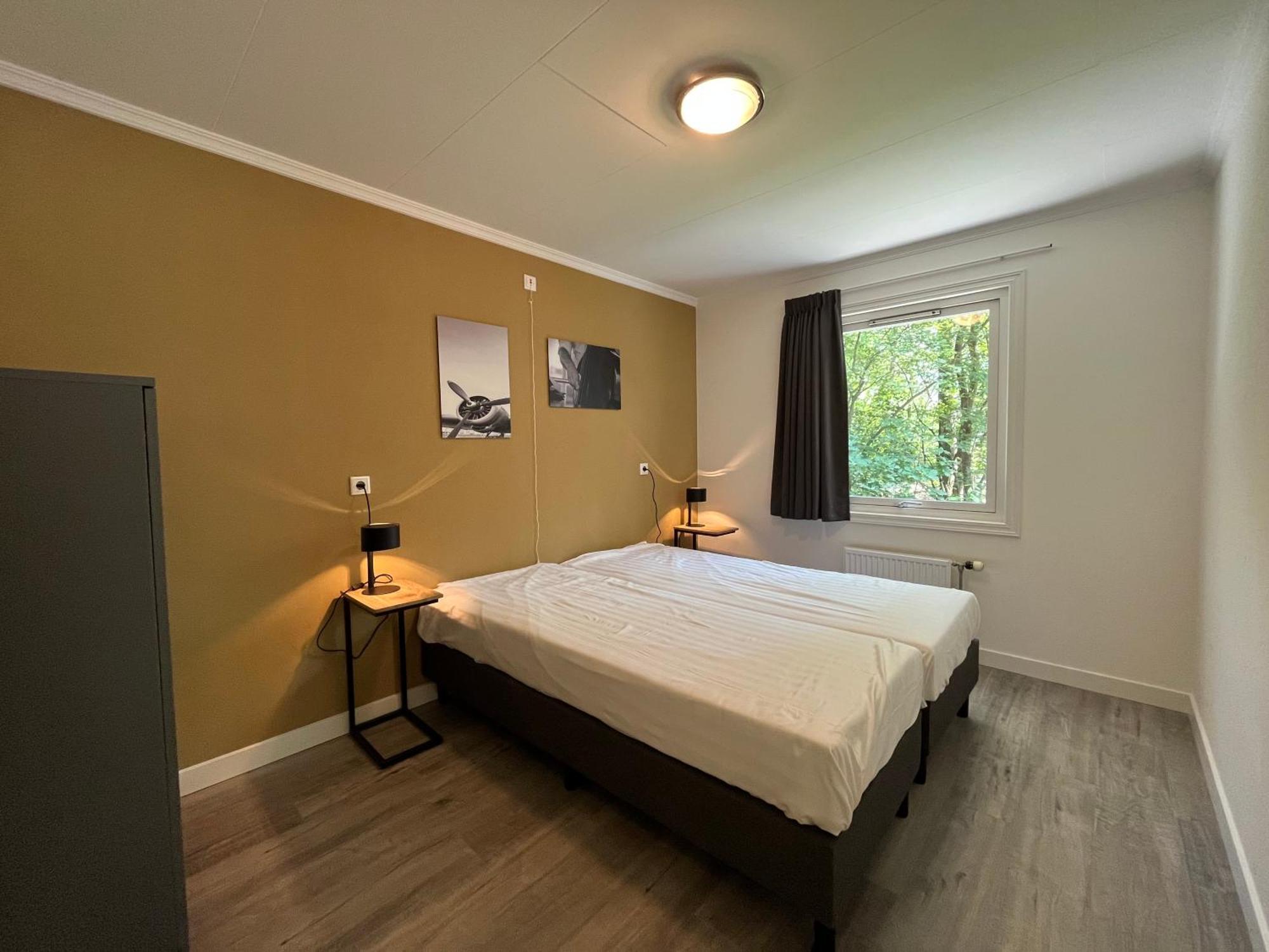 Hotel EuroParcs De Wiltzangh Ruinen Zimmer foto
